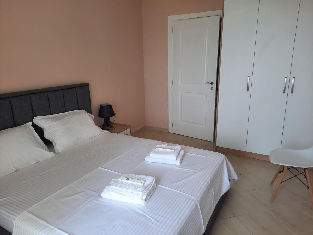 Antea Apartment 3 Vlorë Exteriör bild