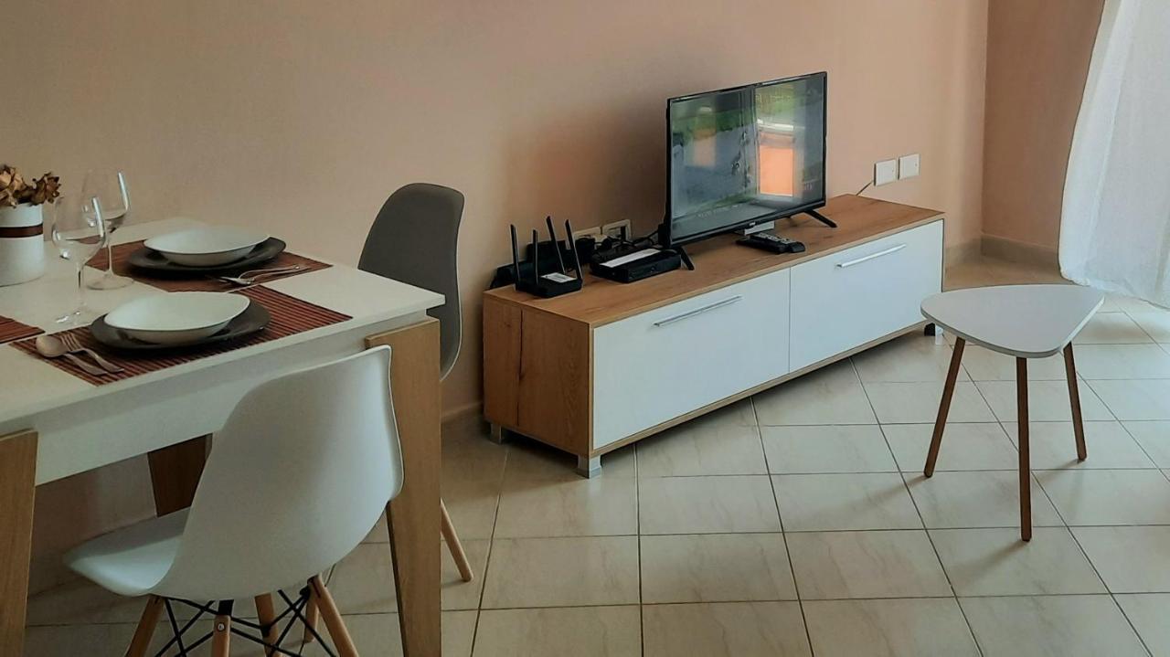 Antea Apartment 3 Vlorë Exteriör bild