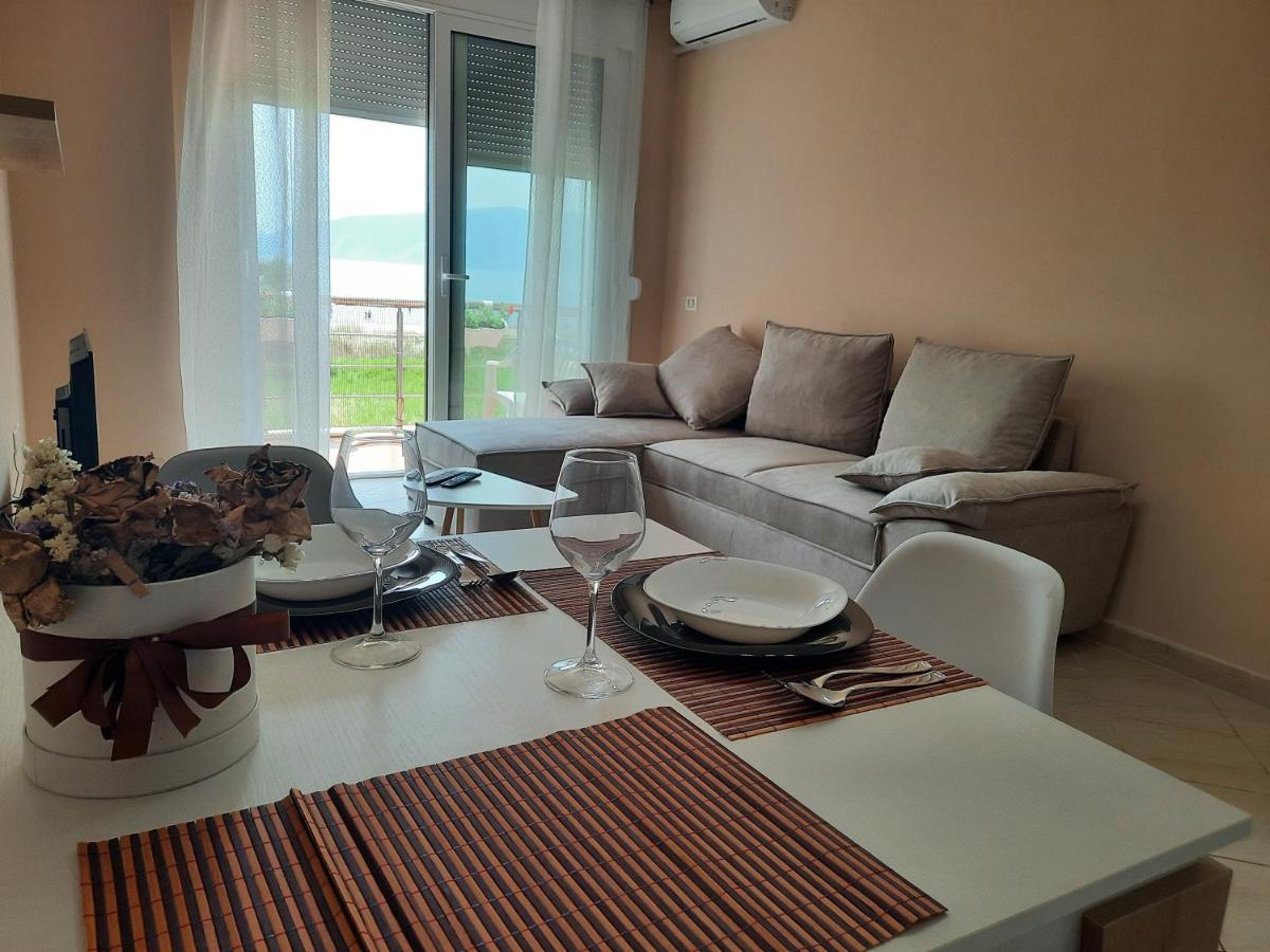Antea Apartment 3 Vlorë Exteriör bild