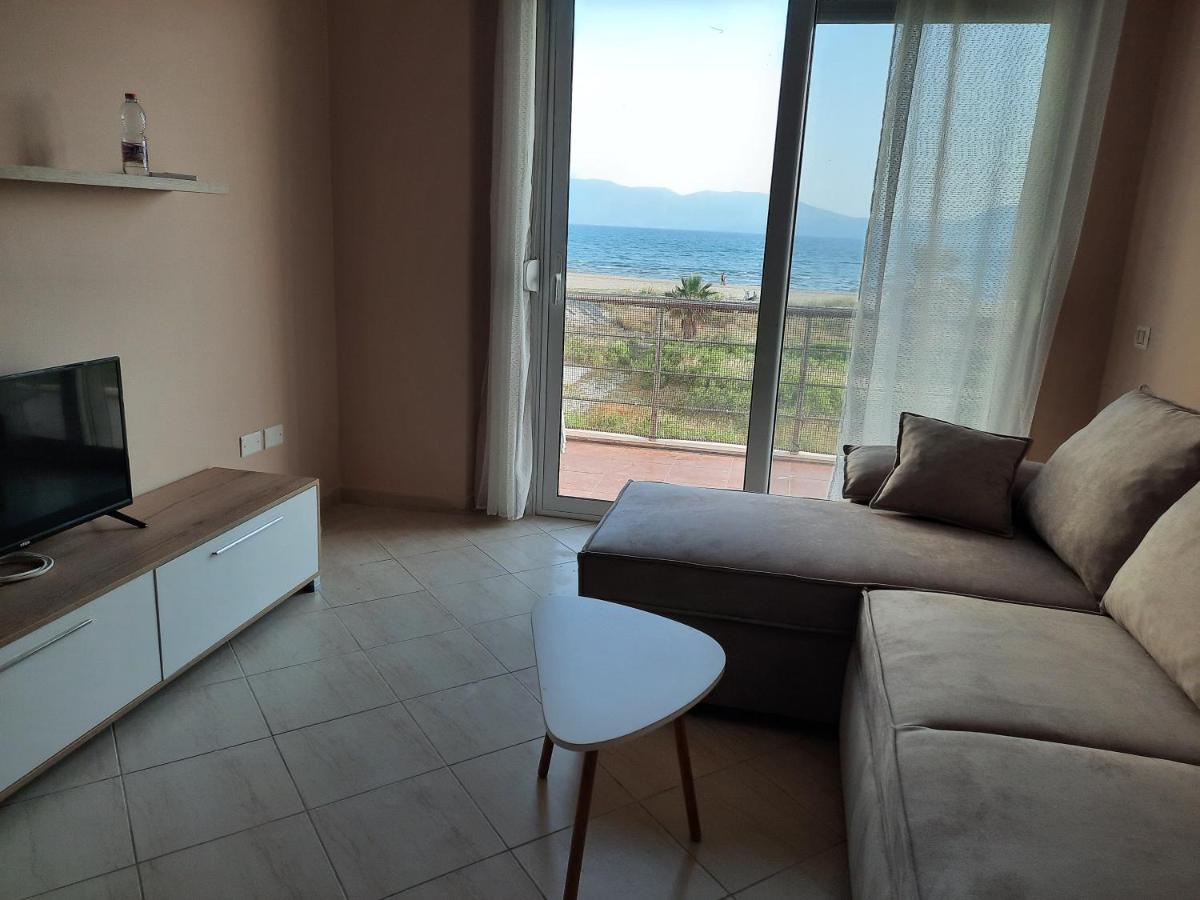 Antea Apartment 3 Vlorë Exteriör bild