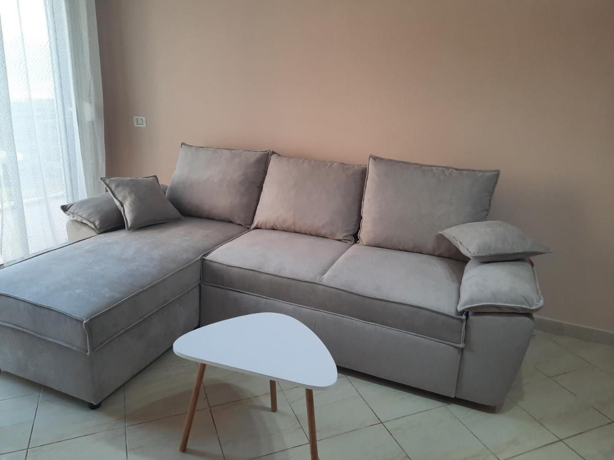 Antea Apartment 3 Vlorë Exteriör bild