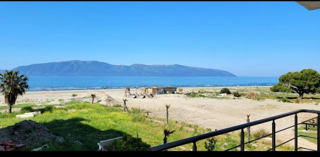 Antea Apartment 3 Vlorë Exteriör bild