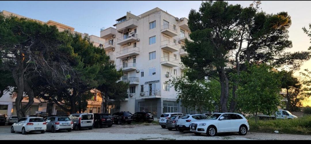 Antea Apartment 3 Vlorë Exteriör bild